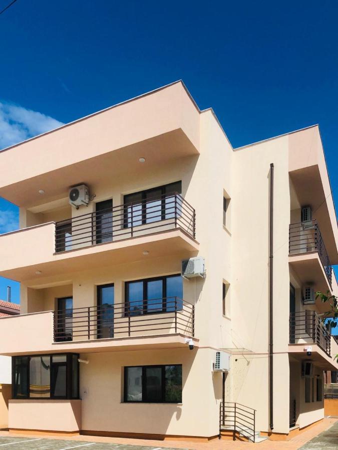 Apartamento Lili The Best Apartament Năvodari Exterior foto